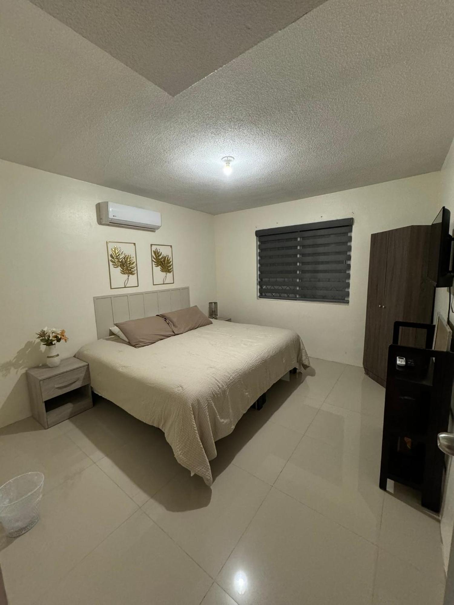 Casa Castano Cd Jrz Villa Ciudad Juarez Bagian luar foto